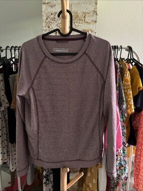 Mauve Striped Raglan Crewneck hiking/camping thermal